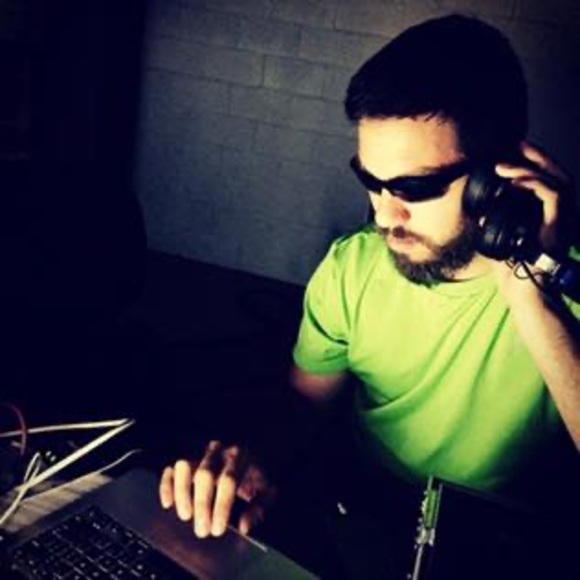 Meet your Posher, Kevin - Picture 1 of 1